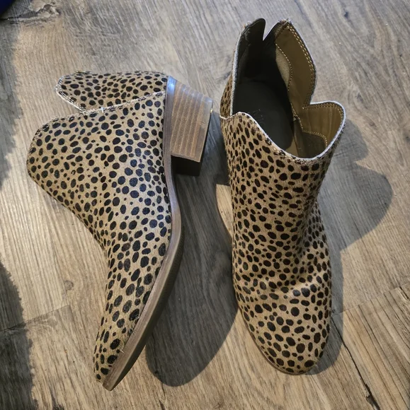 ⚡️Michael Shannon Spotted Animal Print Calfskin Booties - Size 9½ - Picture 2 of 5